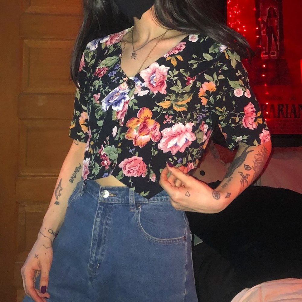 Vintage Women's Floral Crop Top Button Blouse - Size S/M